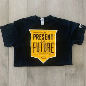Lakers T-shirt, Opening Night 2015, Size Men XL